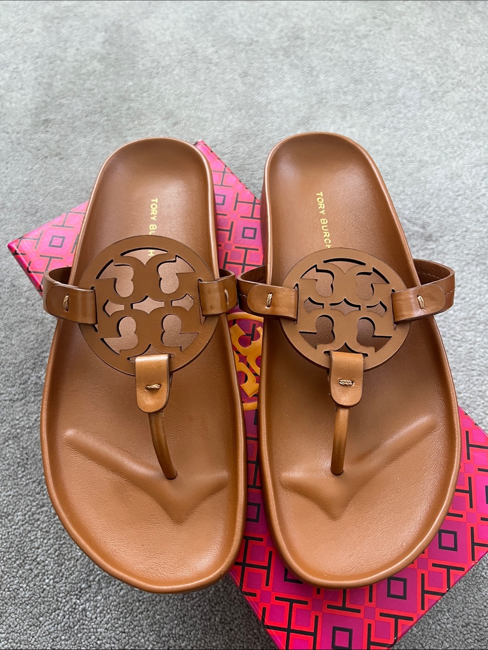 Tory Burch MILLER CLOUD SANDAL (small defect in pic)